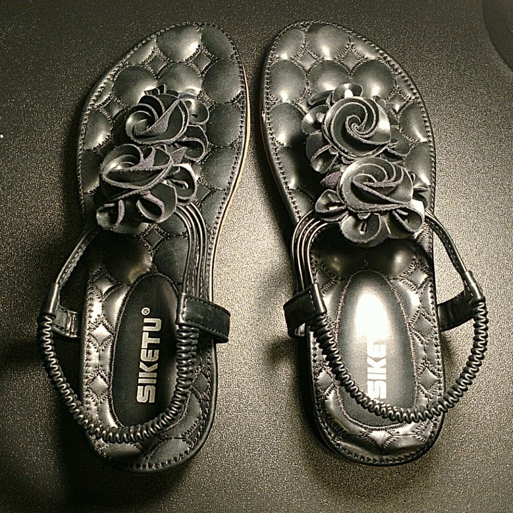 Casual Black Flats